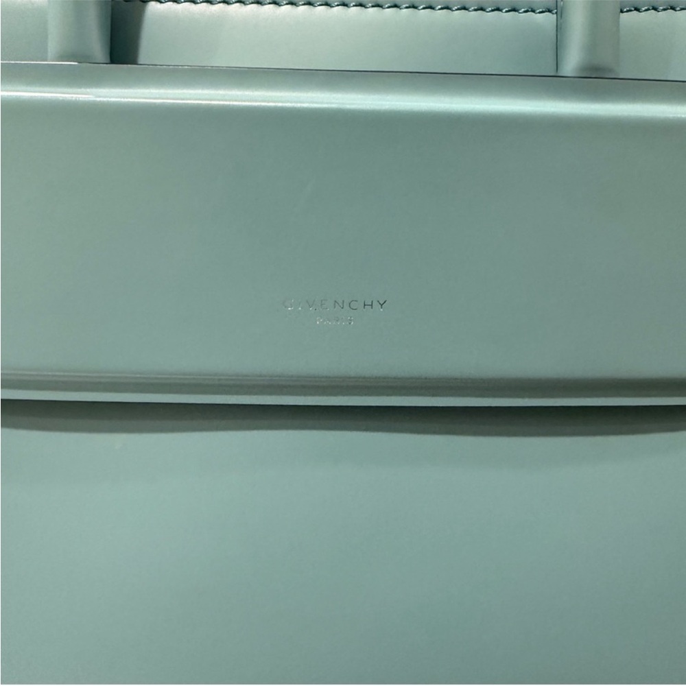 Givenchy Mini Horizon Bag - Picture 3 of 15